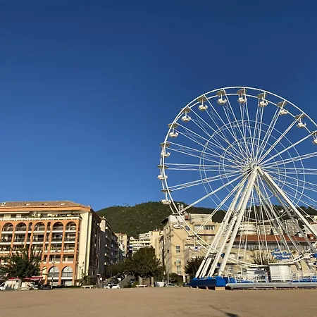 Apartman 2 Pieces Place Miot, Cote Cours